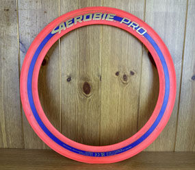Aerobie Pro Ring frisbee - Guinness World Record holder - Assorted Colours